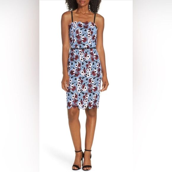 Adelyn Rae Dresses & Skirts - Harlow Floral Lace Dress from Adelyn Rae - size medium